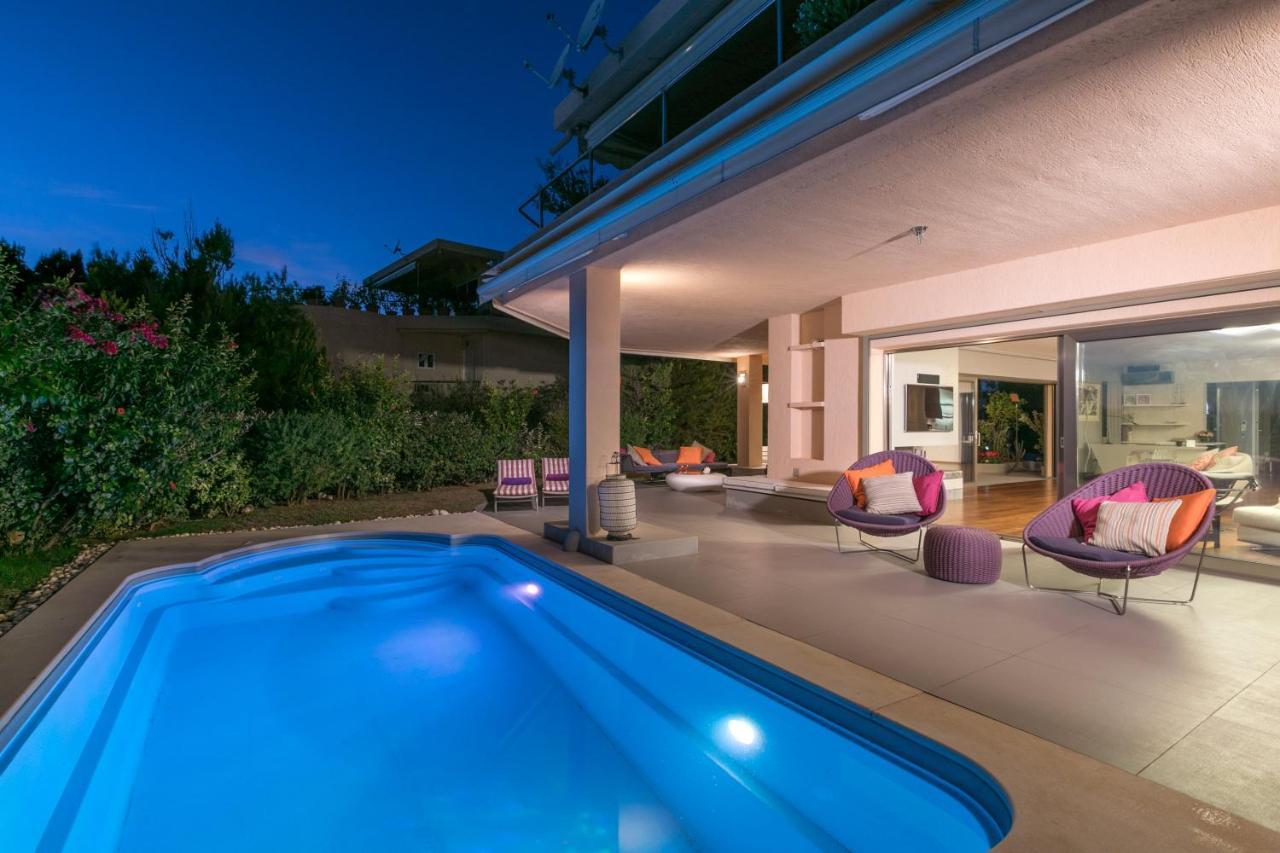 Luxurious Villa Philoxenia Lagonisi Exterior photo
