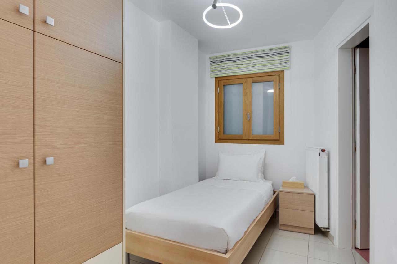 Luxurious Villa Philoxenia Lagonisi Exterior photo